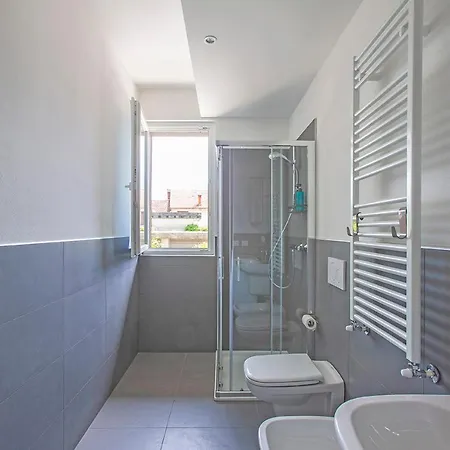 Larius Apartment-residence With Pool On Appartamento Musso