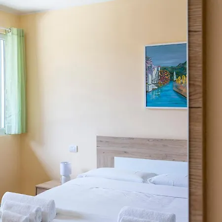 Apartment Larius Apartment-residence With Pool On Musso