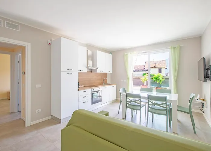 Larius Apartment-residence With Pool On Musso