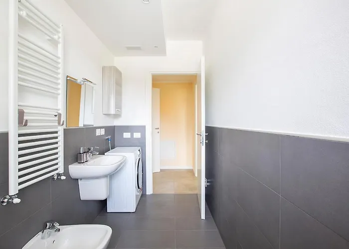 Larius Apartment-residence With Pool On Musso