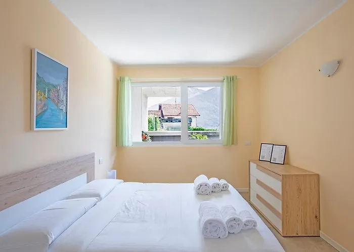 Apartmán Larius Apartment-residence With Pool On Musso