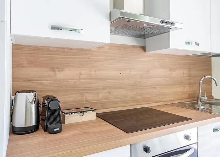 Larius Apartment-residence With Pool On Apartmán *