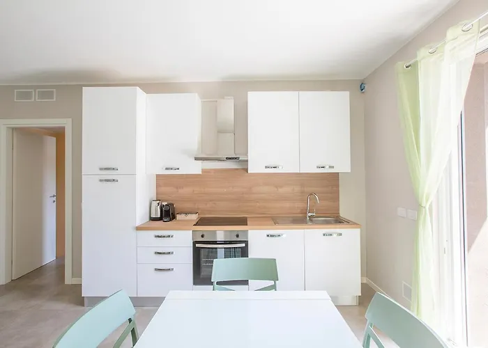 Larius Apartment-residence With Pool On Musso