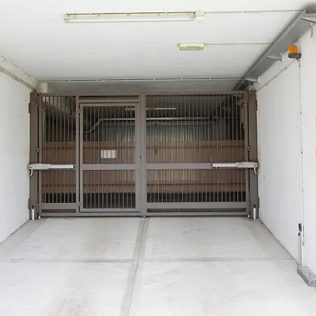 Larius Apartment-residence With Pool On Apartamento