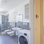 Appartamento Larius Apartment-residence With Pool On
