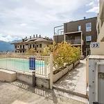 Larius Apartment-residence With Pool On Appartamento *