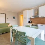 Larius Apartment-residence With Pool On
