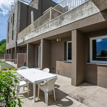 Daire Larius Apartment-residence With Pool On *