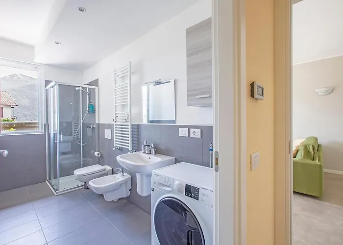 Daire Larius Apartment-residence With Pool On