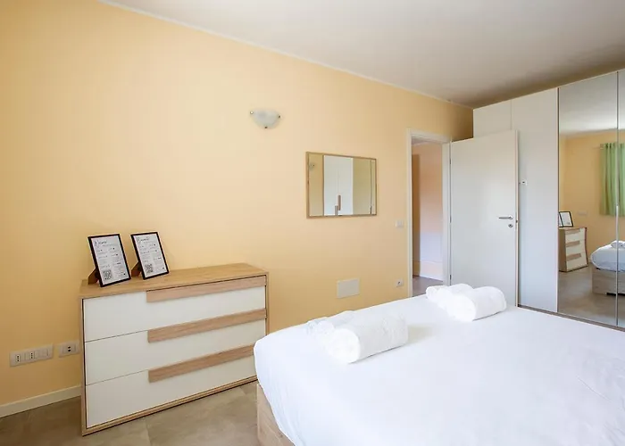Larius Apartment-residence With Pool On Daire Musso