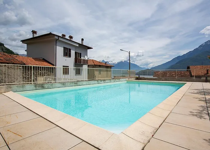 Larius Apartment-residence With Pool On Daire